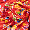MULTICOLOR FONDO ROSSO