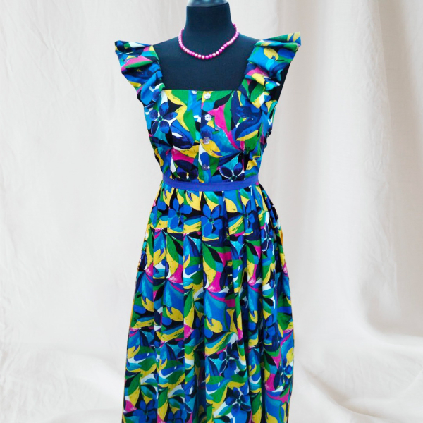 Vintage Ditsy Rose FLORAL POLYCOTTON FABRIC PINK BLUE Craft Material By Metre